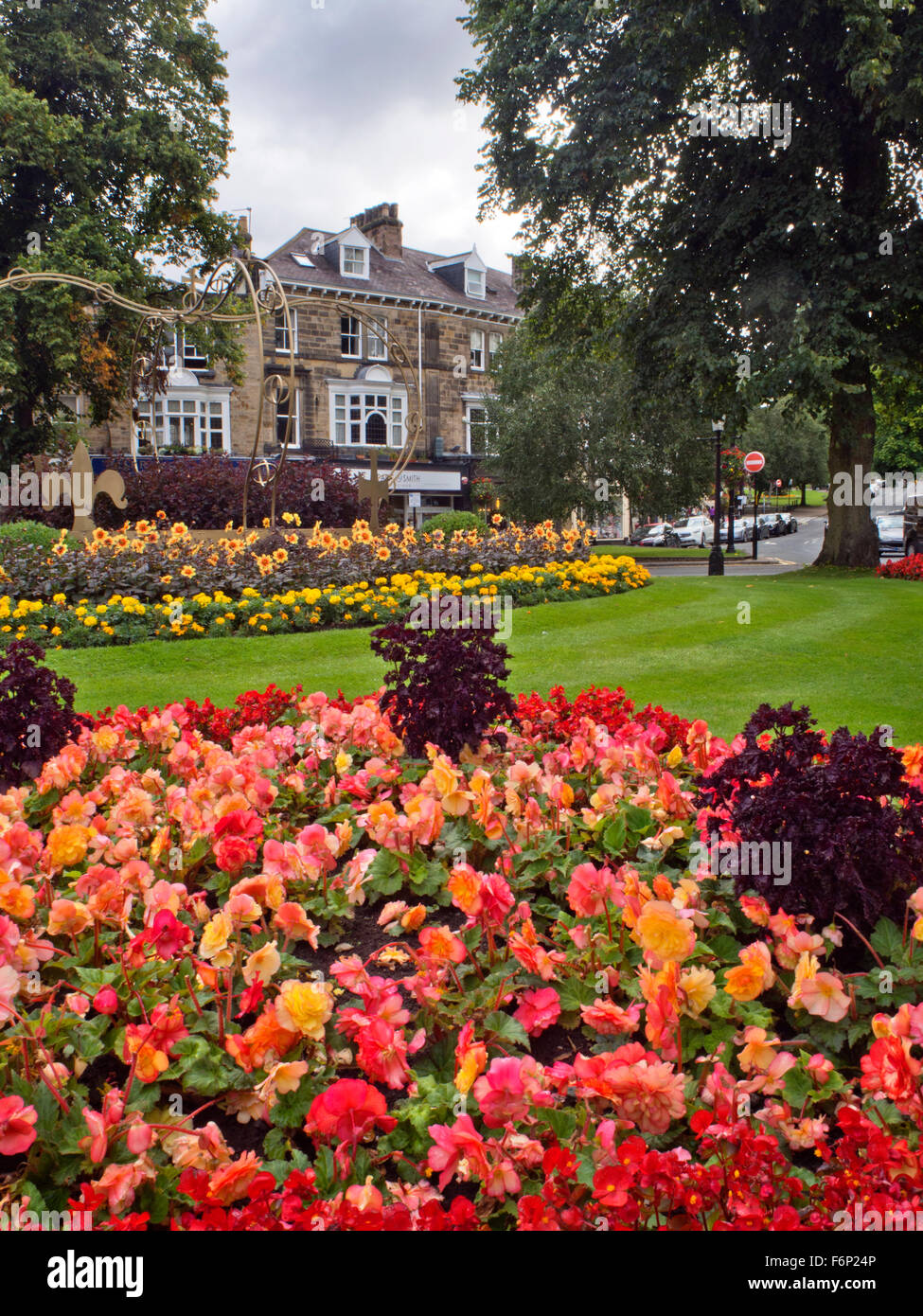Summer Flower Display on the Crown Roundabout and Montpelier Hill in Harrogate North Yorkshire England Stock Photo