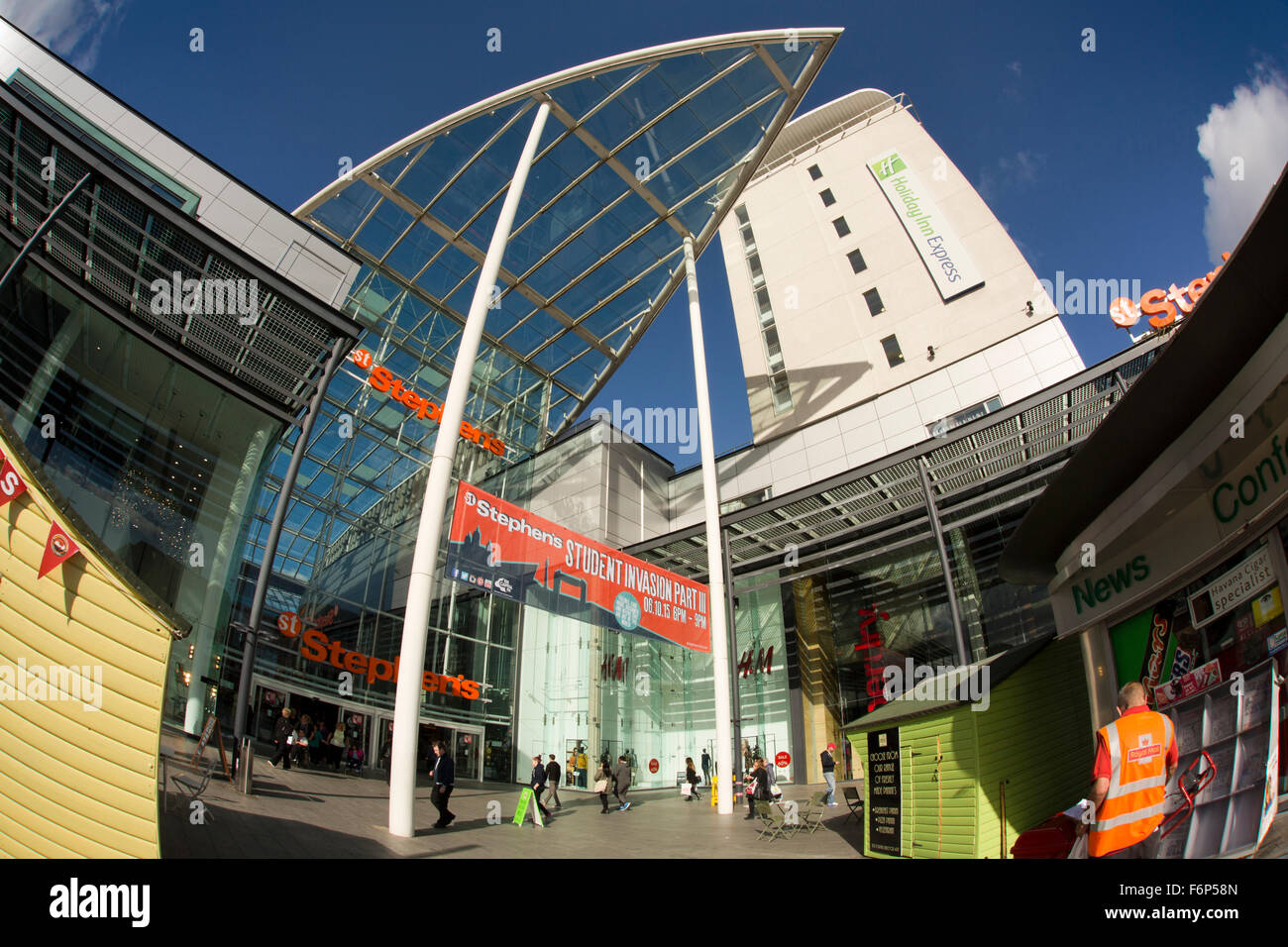 Hull st stephens shopping centre hires stock photography and images