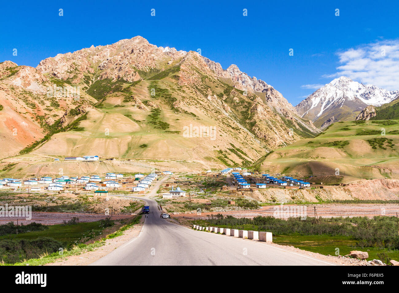 This is the first town a traveler comes across in Kyrgyzstan when coming from  China, right after crossing Irkeshtam - Stock Image