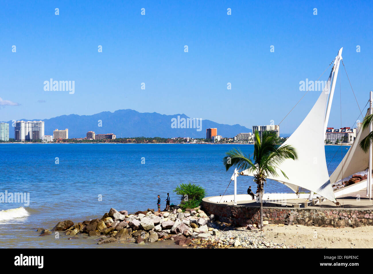Puerto vallarta bay of banderas hi-res stock photography and images - Alamy