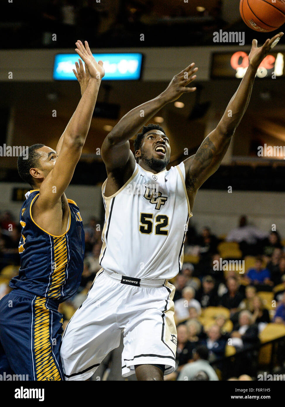 Orlando, FL, USA. 18th Nov, 2015. UC Irvine Anteaters forward Brandon