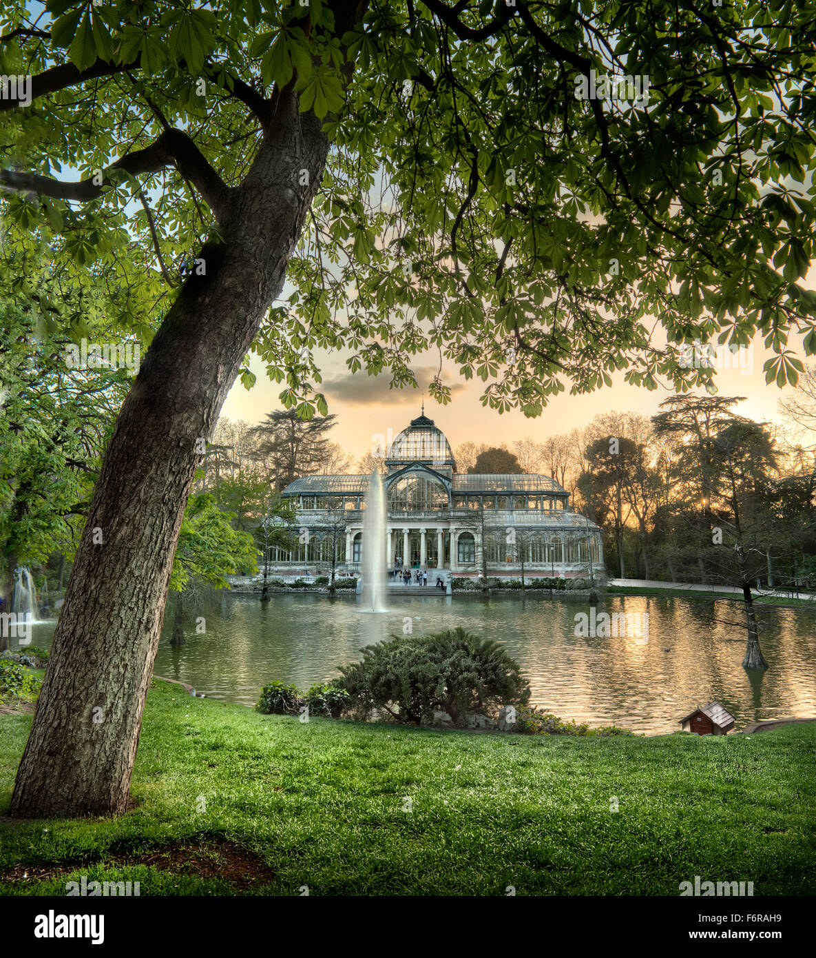 Palacio de Cristal, Parque del Buen Retiro, Madrid, Spain Stock Photo