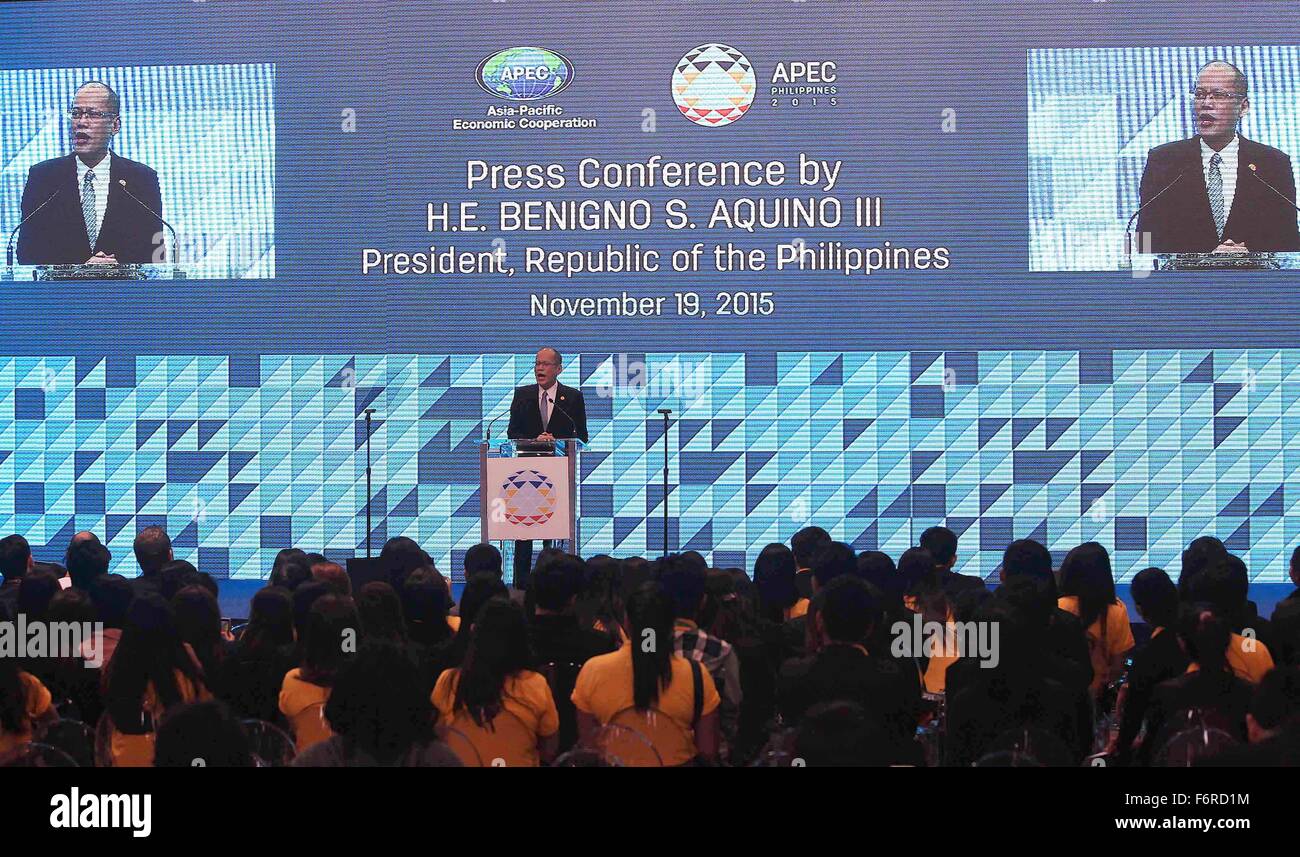 Manila, Philippines. 19th Nov, 2015. Philippine President Benigno Aquino III addresses the press conference at the close of the 23rd APEC Economic Leaders' Meeting in Manila, the Philippines, Nov. 19, 2015. Credit:  Li Peng/Xinhua/Alamy Live News Stock Photo