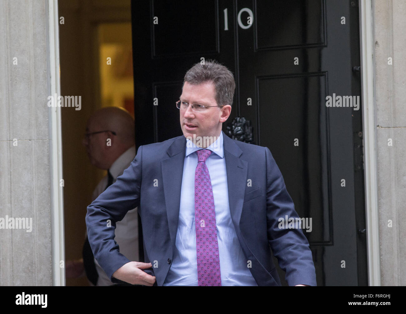 Attorney General Jeremy Wright QC leaves Downing street after the weekly cabinet meeting Stock Photo