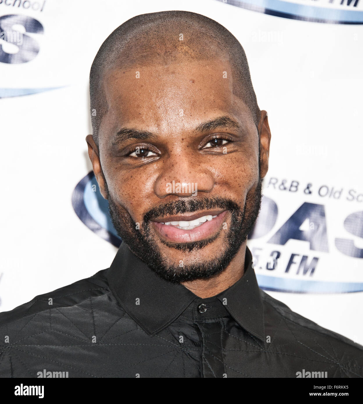 Bala Cynwyd, Pennsylvania, USA. 18th November, 2015. American Singer-Songwriter Kirk Franklin Poses at WDAS's Performance Theatre on November 18, 2015 in Bala Cynwyd, Pennsylvania, United States. © Paul Froggatt/FamousPix/Alamy Stock Photo