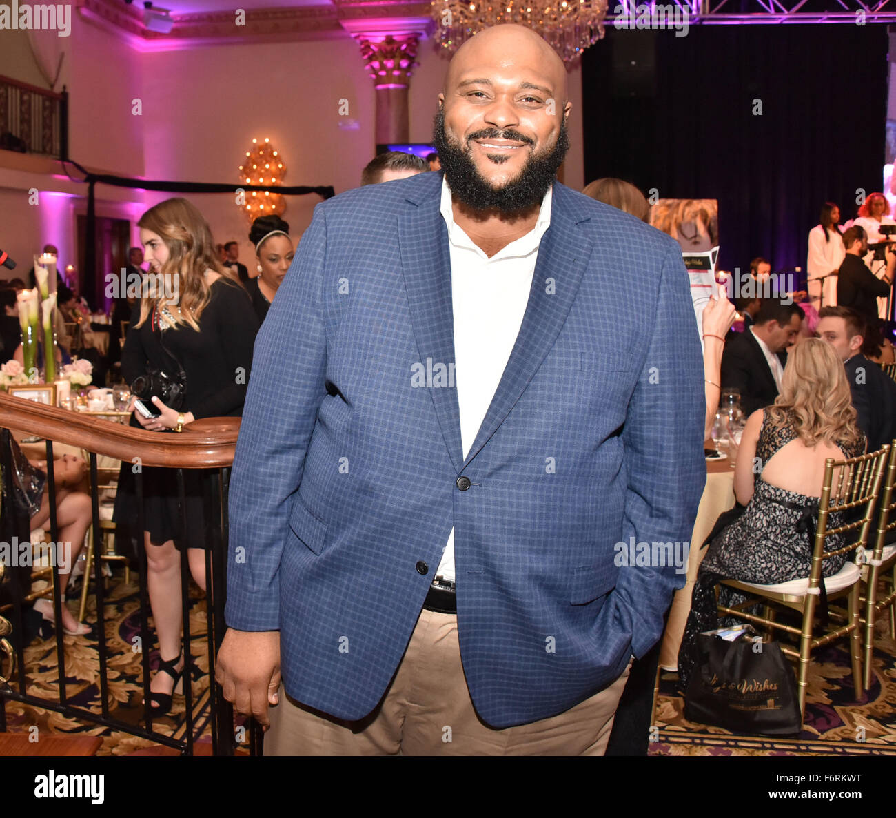 Paula Abdul and Ruben Studdard Appearance Wigs and Wishes cancer benefit  with Martino Cartier Featuring: Ruben Studdard Where: Berlin, New Jersey,  United States When: 18 Oct 2015 Stock Photo - Alamy