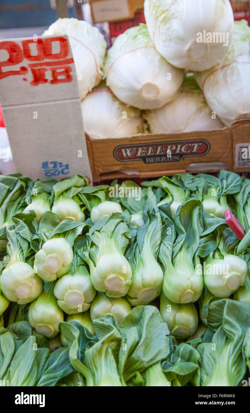 Fruit and vegetable stand hires stock photography and images Alamy