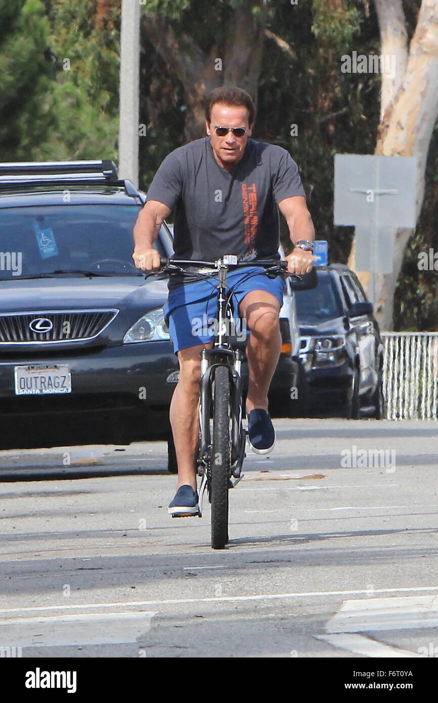 Arnold schwarzenegger bike hi res stock photography and images Alamy