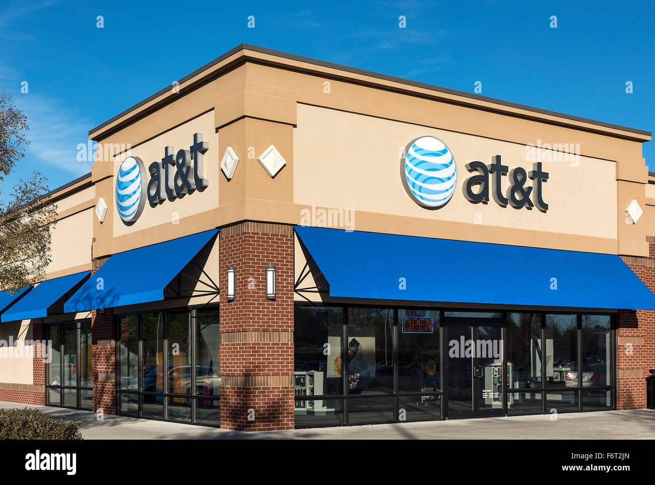 At&t store store hires stock photography and images Alamy