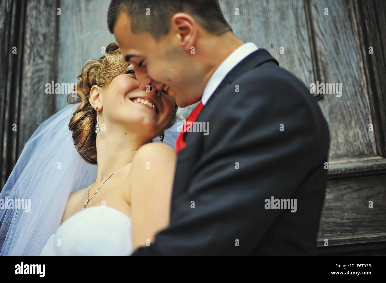 Close up portrait of wedding couple in love Stock Photo - Alamy