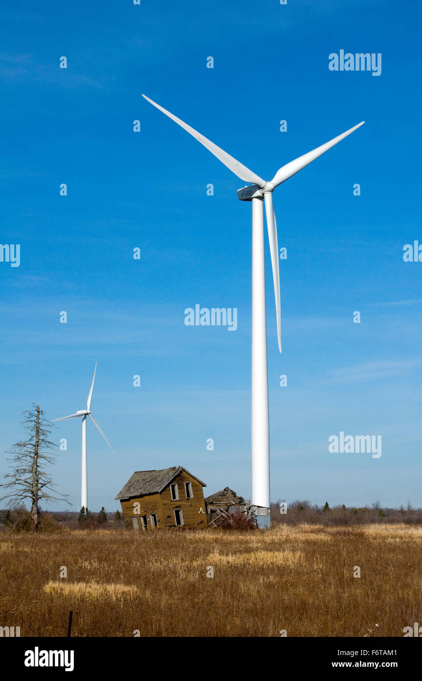 Large wind turbines in Southern Ontario, Canada Stock Photo Alamy