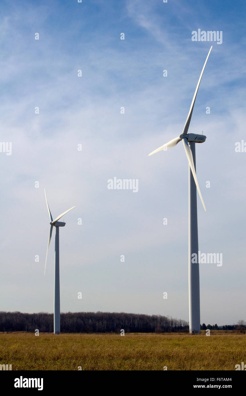 Large wind turbines in Southern Ontario, Canada Stock Photo Alamy