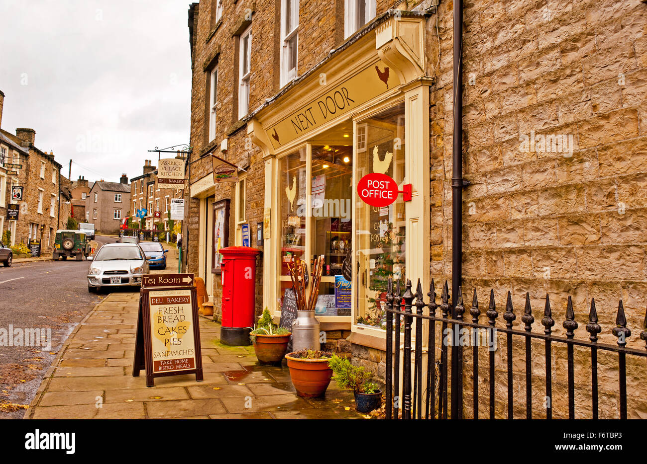 Tea Rooms Askrig Stock Photo 90275867 Alamy