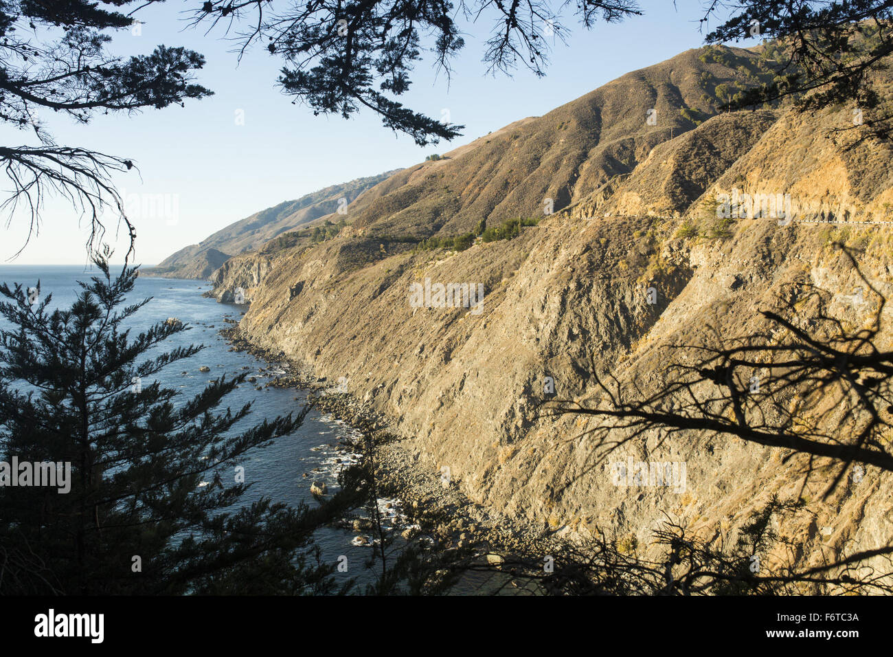 Ragged Point, California, USA. 6th Nov, 2015. A view of the Big Sur coastal area of California