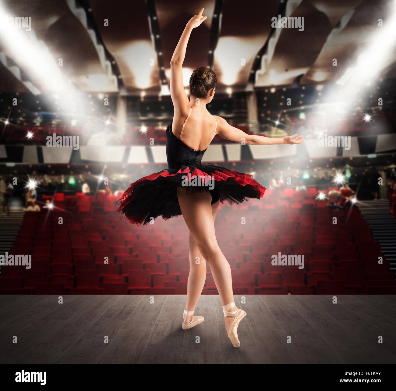 Academy for theatre and dance hi-res stock photography and images - Alamy