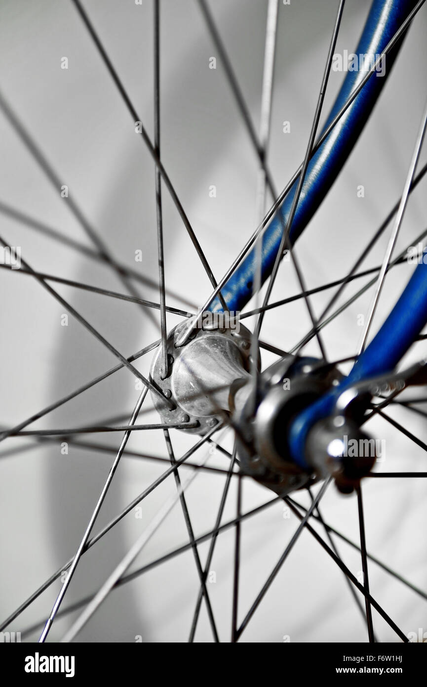 Bicycle hub hi-res stock photography and images - Alamy
