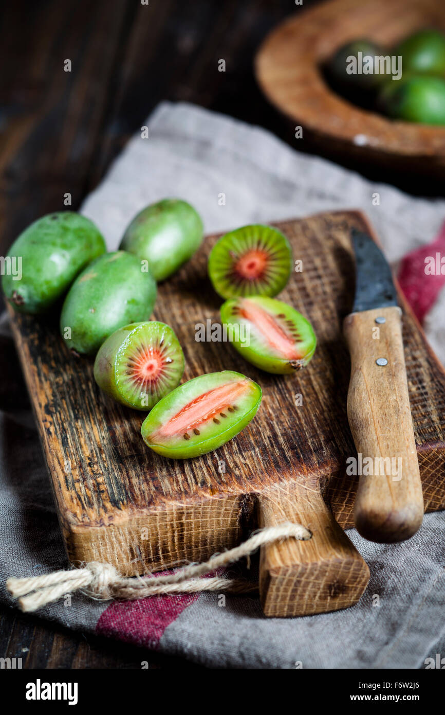 Mini kiwis hi-res stock photography and images - Alamy