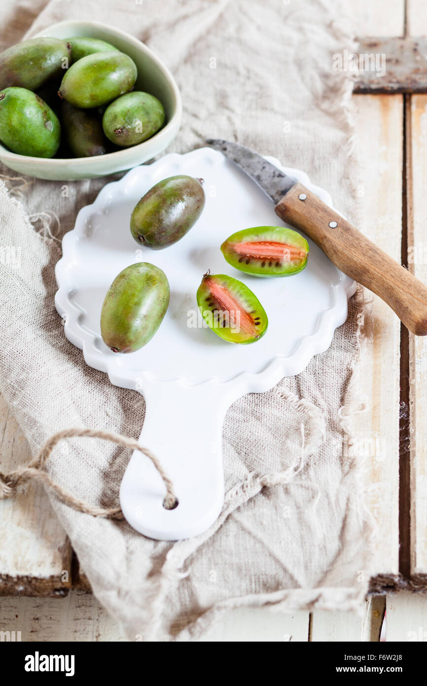 Mini kiwis hi-res stock photography and images - Alamy