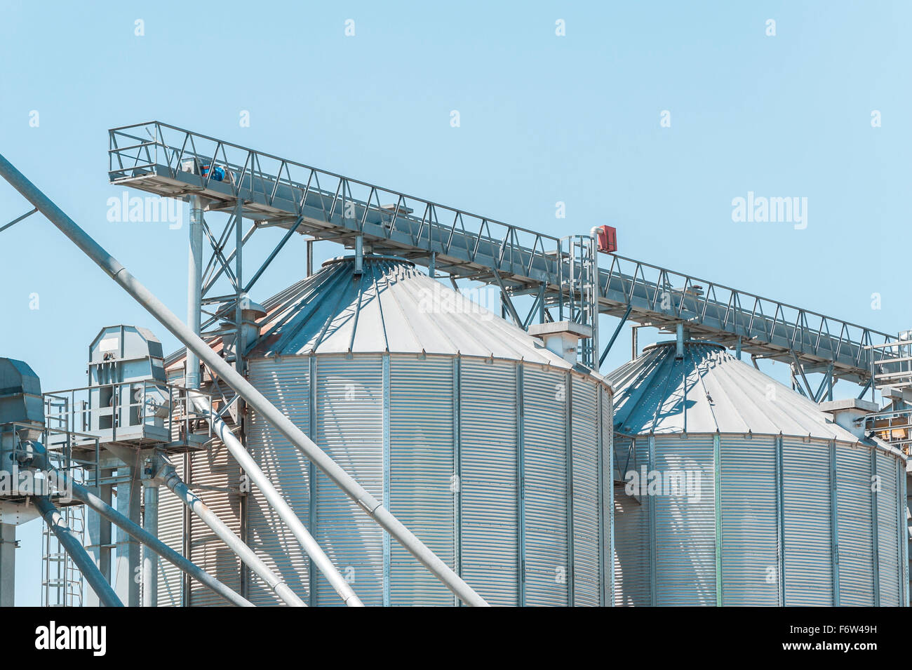 Agricultural Silo - Building Exterior, Storage and drying of grains ...