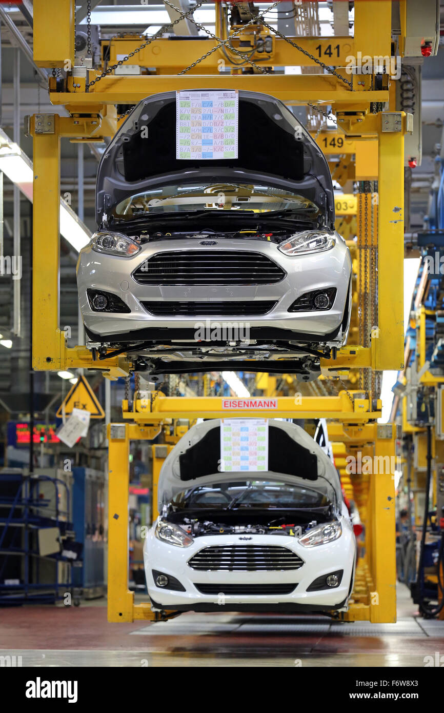 Ford Fiesta production on the assembly line, Cologne plant, Germany Stock Photo