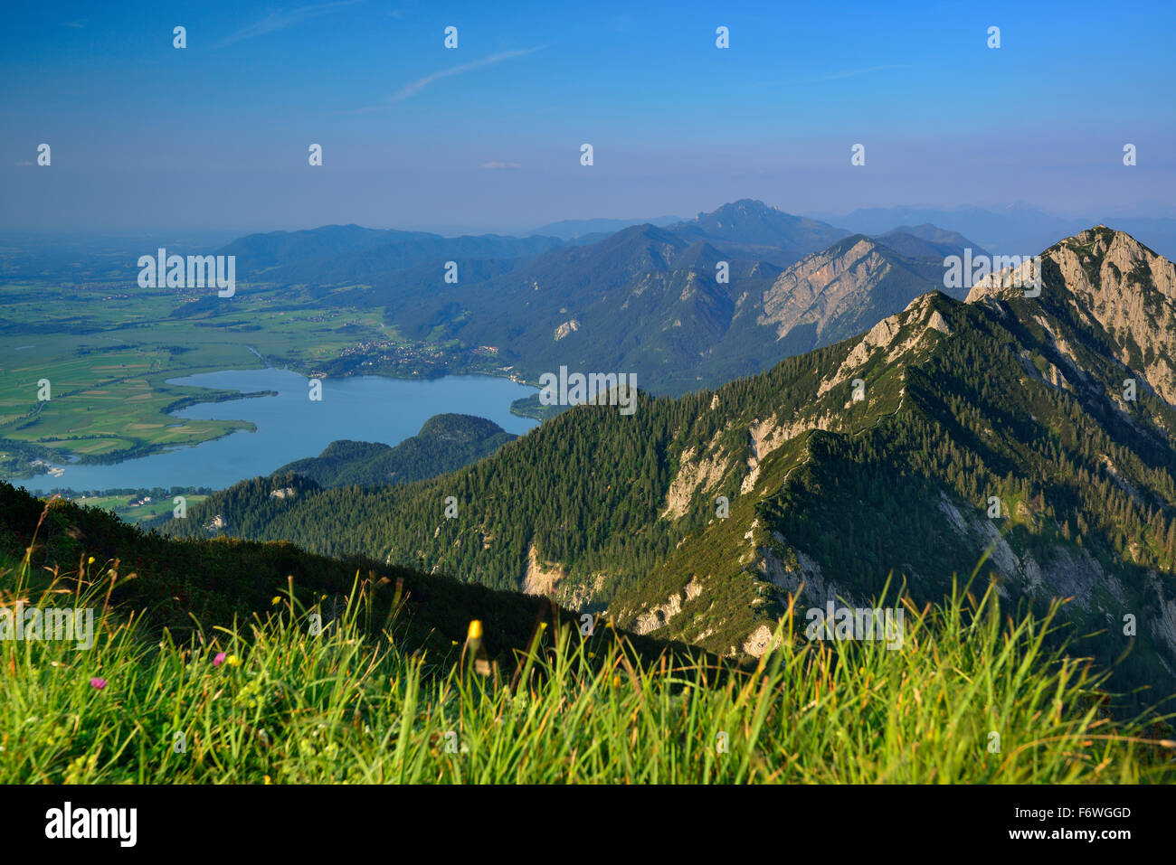 View from Heimgarten to lake Kochelsee, Benediktenwand, Jochberg and Herzogstand, Heimgarten, Bavarian Alps, Upper Bavaria, Bava Stock Photo