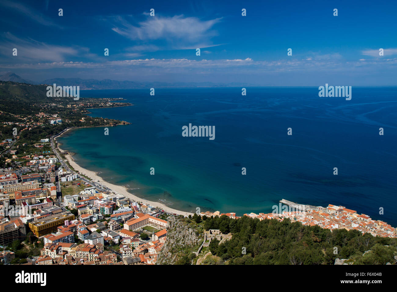 Cefalu coastline hi-res stock photography and images - Alamy