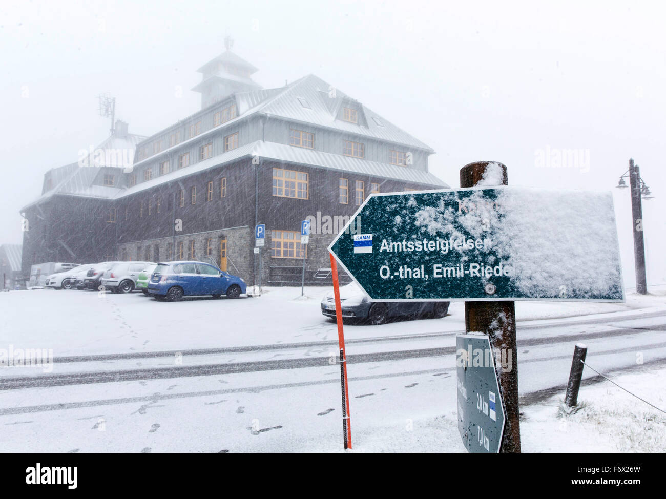 Fichtelberg, Germany. 20th Nov, 2015. The Fichtelberghaus is covered by snow in Fichtelberg, Germany, 20 November 2015. Photo: Bernd Maerz/dpa/Alamy Live News Stock Photo