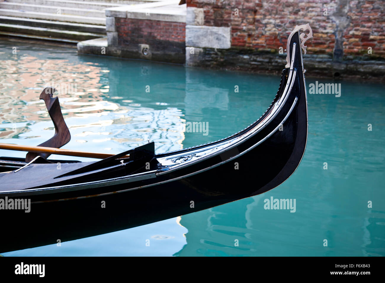 Close up gondola front part hi-res stock photography and images - Alamy