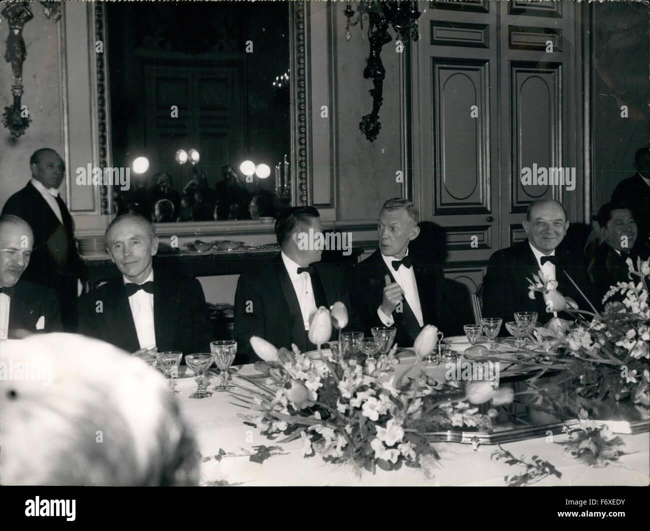 Couve de murville mr hires stock photography and images Alamy