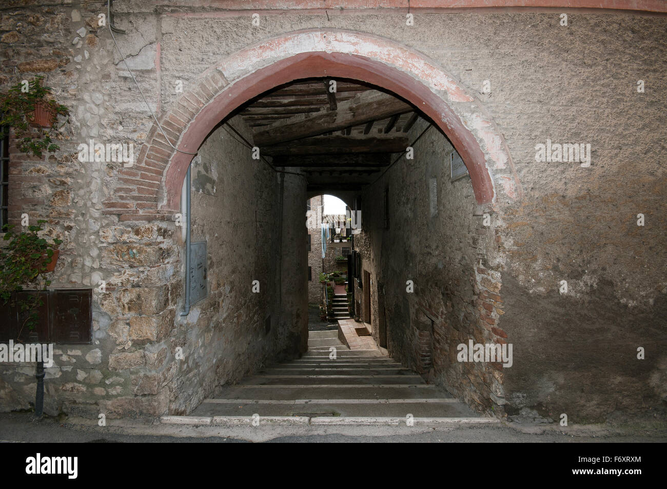 Arch and alley with stairway in the village of Montecchio, Terni, Umbria, Italy Stock Photo