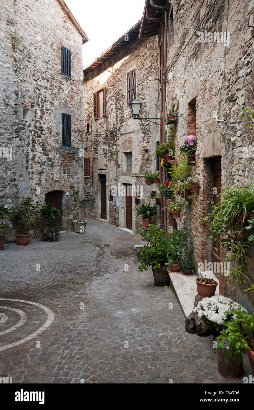 An alley in the village of Montecchio, Terni, Umbria, Italy Stock Photo