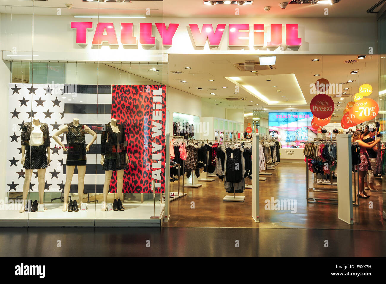 Lugano, Switzerland - 17 july 2014: interior of Tally Weijl fashion clothes  store on the mall of Lugano on Switzerland Stock Photo - Alamy