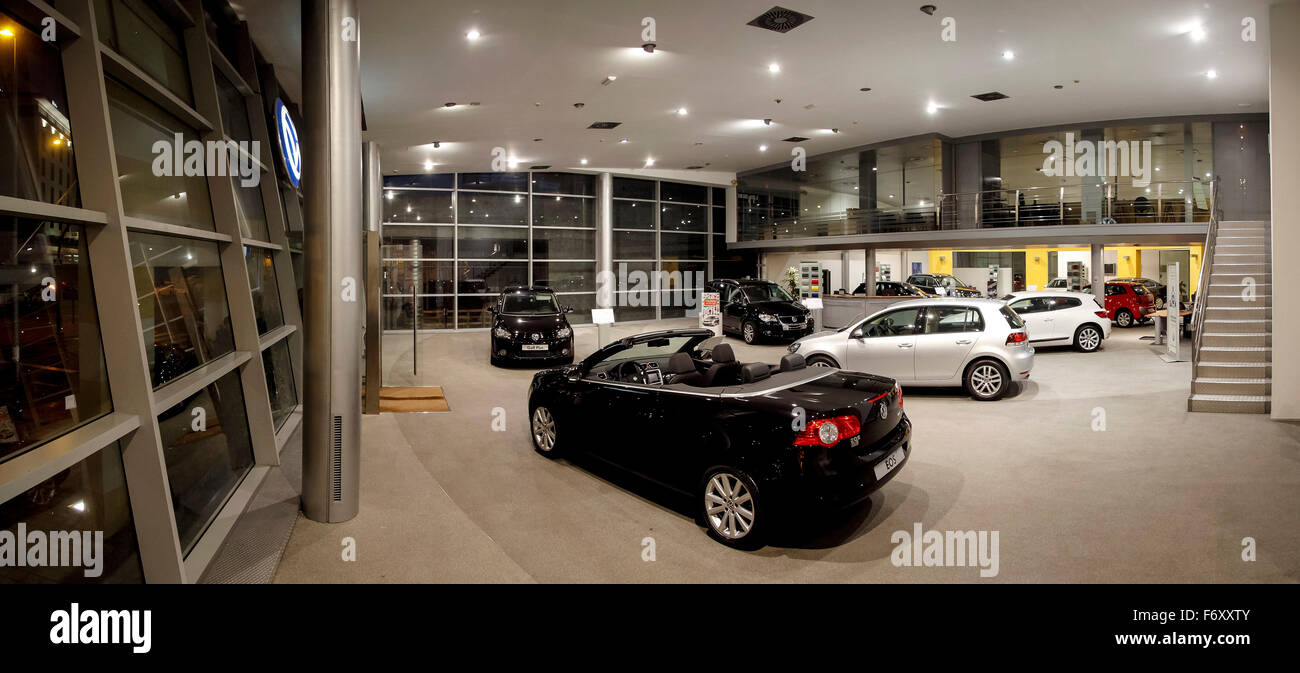 Volkswagen car dealership Stock Photo - Alamy