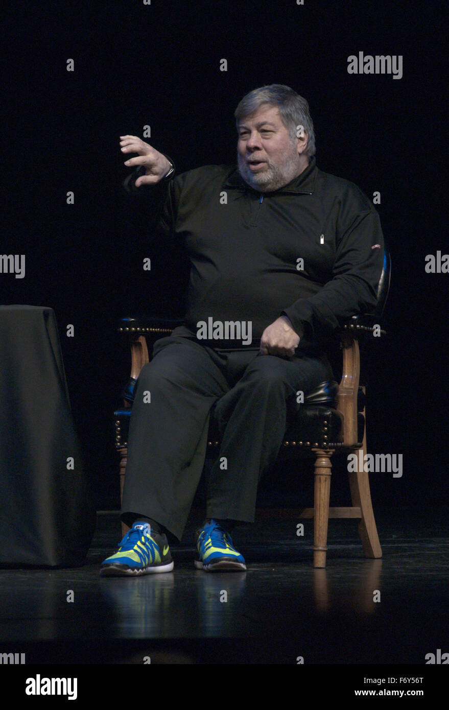 Lawrence, Kansas. 11-20-2015 Steve Wozniak the co-founder of Apple computers gives lecture on innovation and entrepreneurship as part of the Anderson Chandler Lecture series at the LIED center of Kansas University. Credit: Mark Reinstein Stock Photo