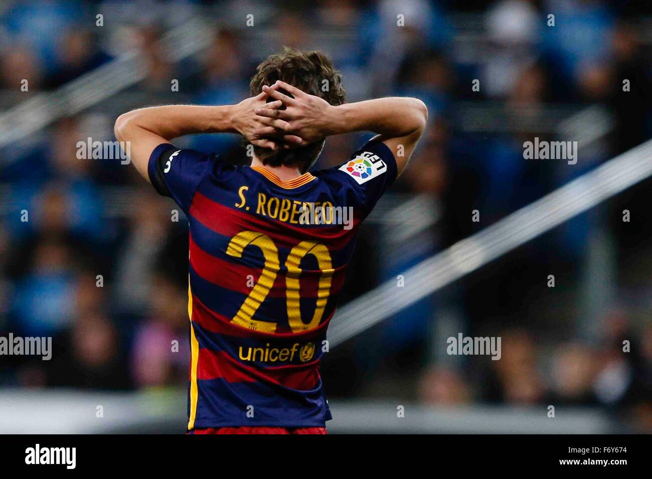 Madrid, Spain. 21st Nov, 2015. Sergi Roberto Carnicer (20) FC Barcelona during the La Liga football match between Real Madrid and FC Barcelona at the Santiago Bernabeu stadium in Madrid, Spain, November 21, 2015. Credit:  Action Plus Sports/Alamy Live News Stock Photo