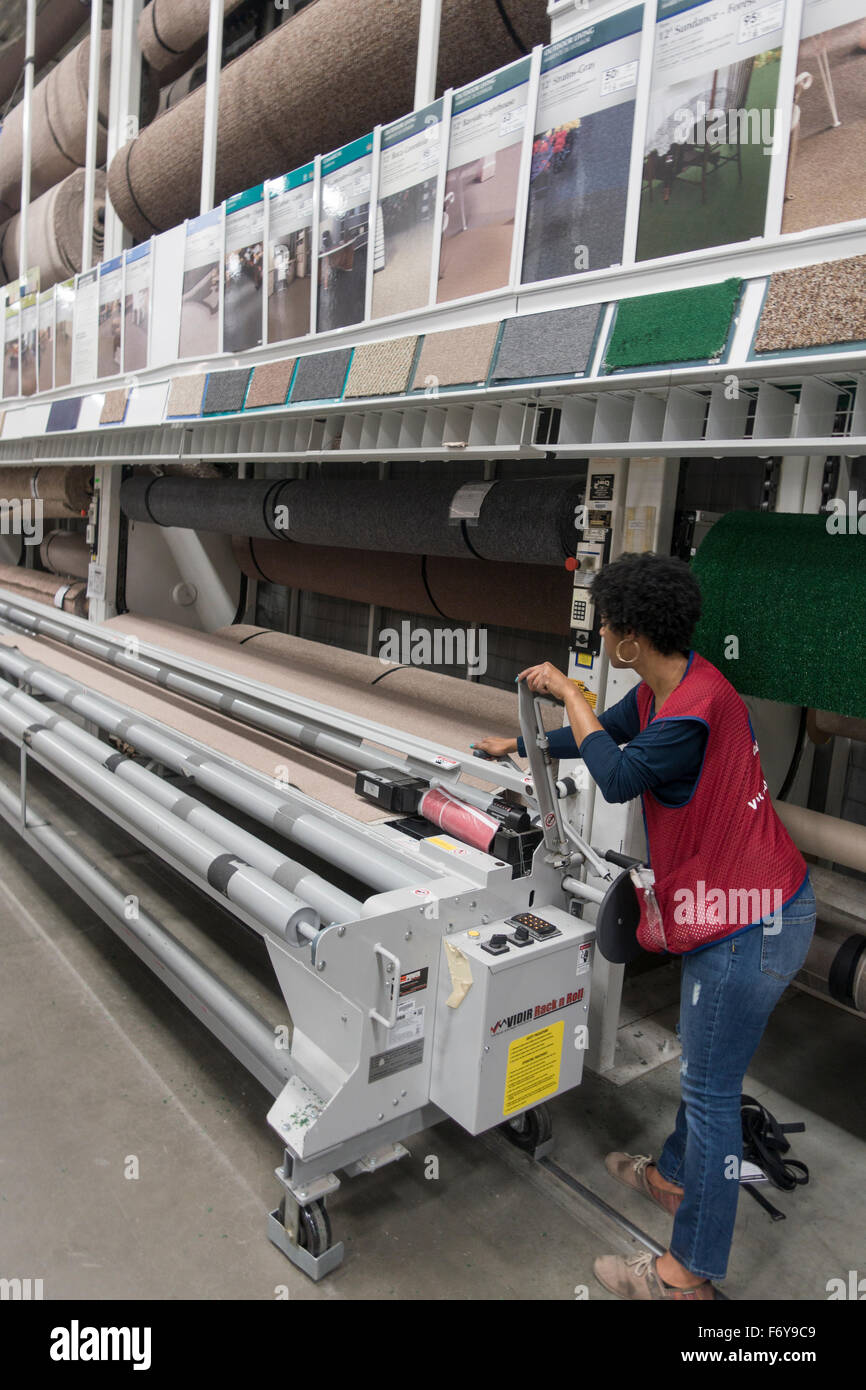 Lowes store carpet hires stock photography and images Alamy