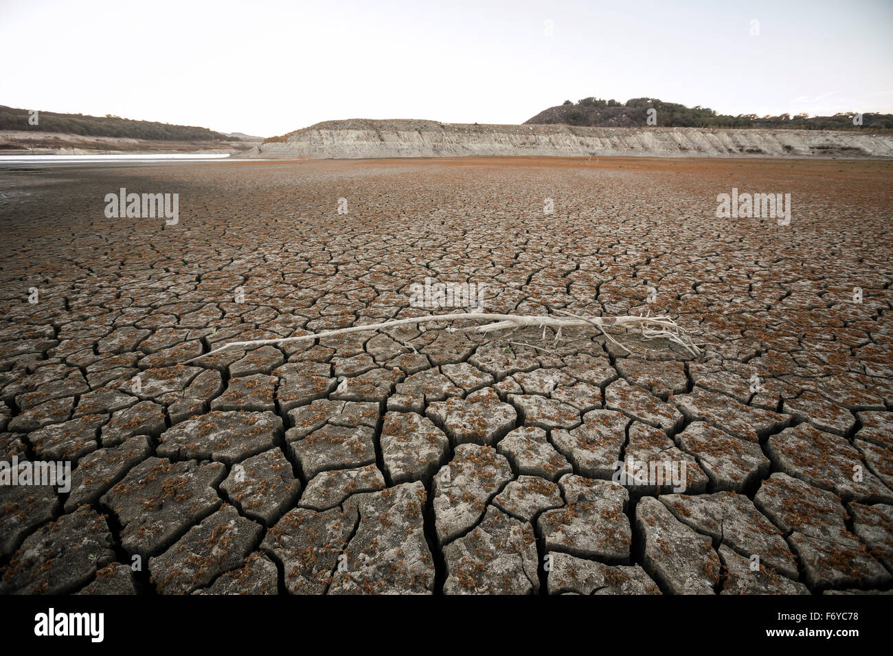 Cachuma Lake In California S Santa Ynez Valley Is Now Mostly Dry