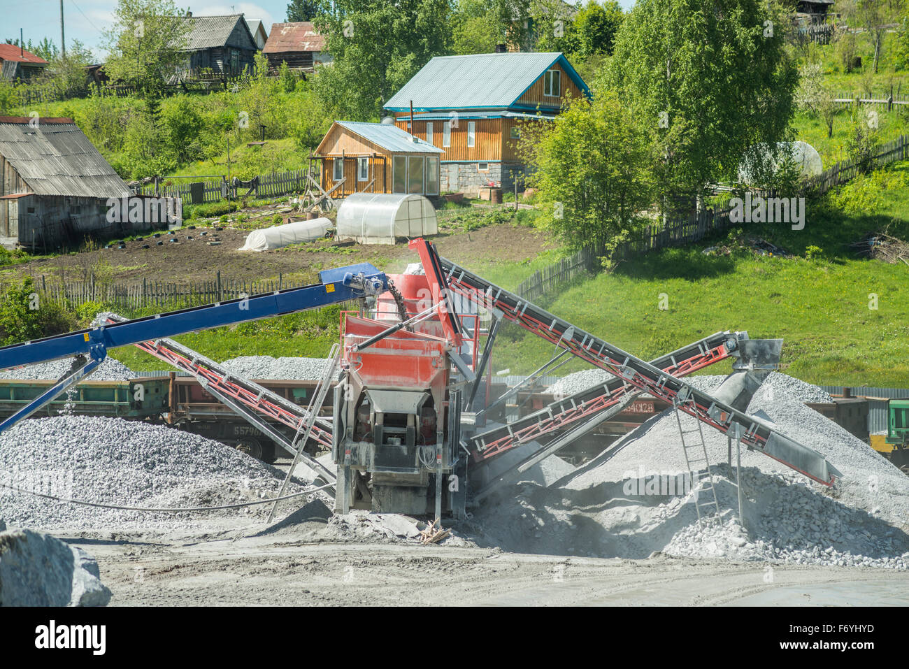 Excavators digging hi-res stock photography and images - Alamy
