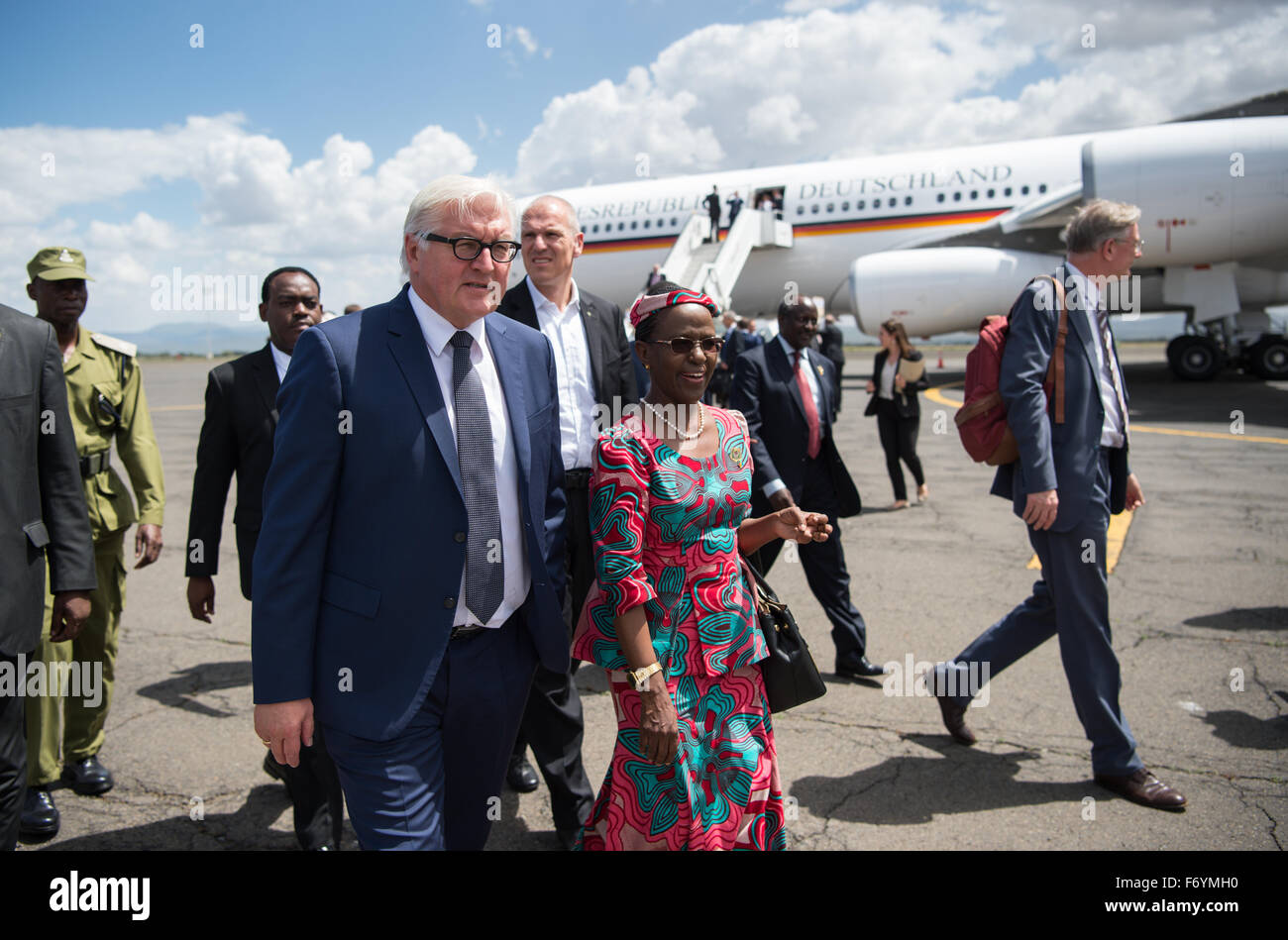 German Minister of Foreign Affairs Frank-Walter Steinmeier arrives to the airport in Arusha, Tanzania, 22 November 2015. Foreign Minister Steinmeier is visiting the four African states of Mozambique, Zambia, Uganda, and Tanzania with a cultural and economic delegation until Sunday, 22 November 2015. Photo: BERND VON JUTRCZENKA/dpa Stock Photo