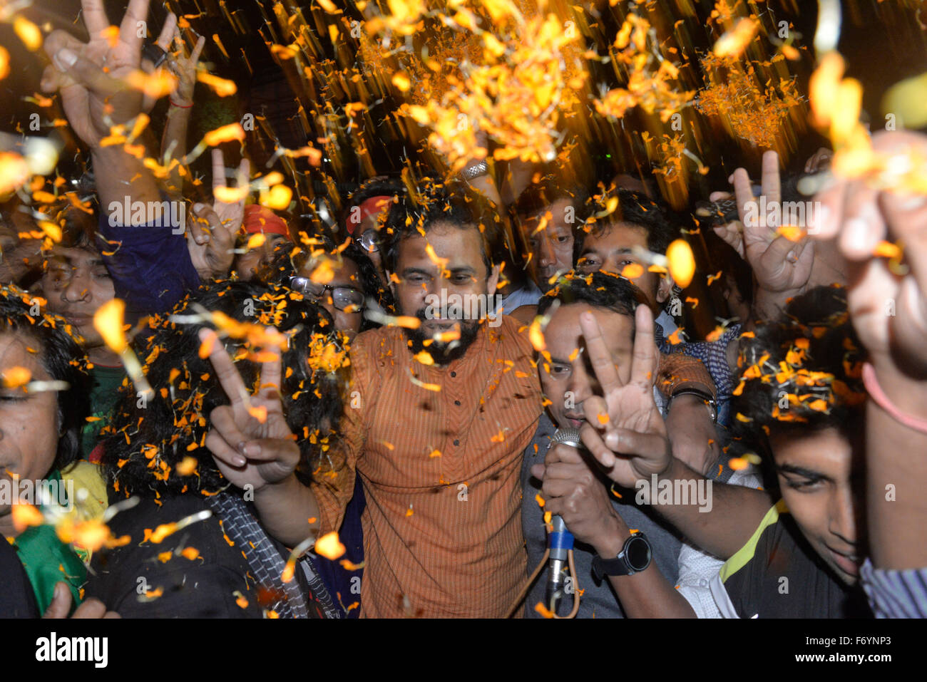 Dhaka, Bangladesh, 21st Nov, 2015. Ganajagaran Mancha activists celebrate at Shahbagh in Dhaka after the executions of BNP leader Salauddin Quader Chowdhury and Jamaat leader Ali Ahsan Mohammad Mujahid for 1971 war crimes in the wee hours of Sunday. Credit:  Mamunur Rashid/Alamy Live News Stock Photo