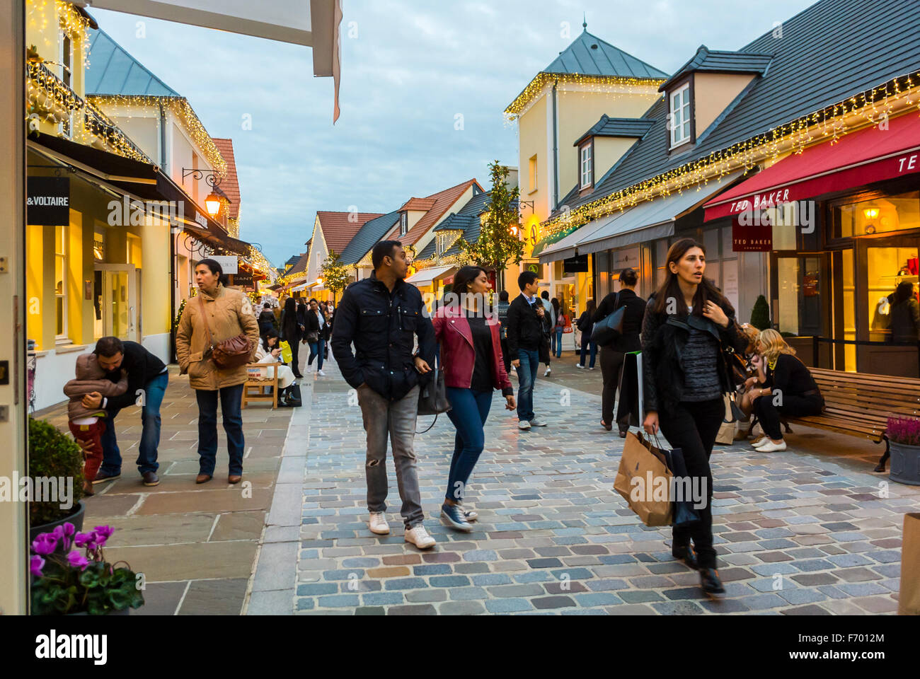 Paris, France, Crowd of People Shopping in Luxury Outlet Mall, Centre