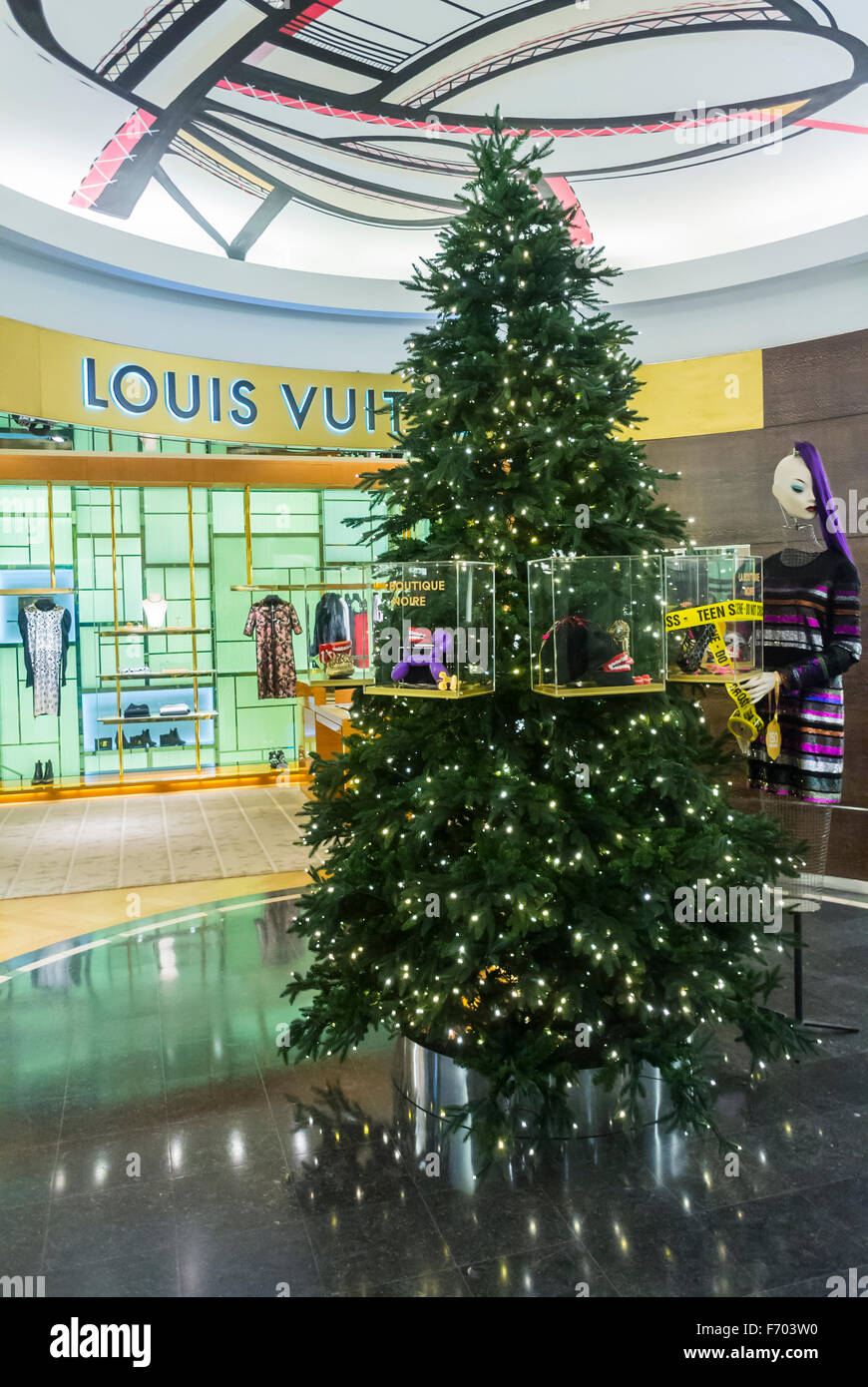 Paris, France, Christmas Tree Decor, in Luxury Fashion Shop, Louis Vuitton, LVMH, French Department Stores, Le Printemps Stock Photo