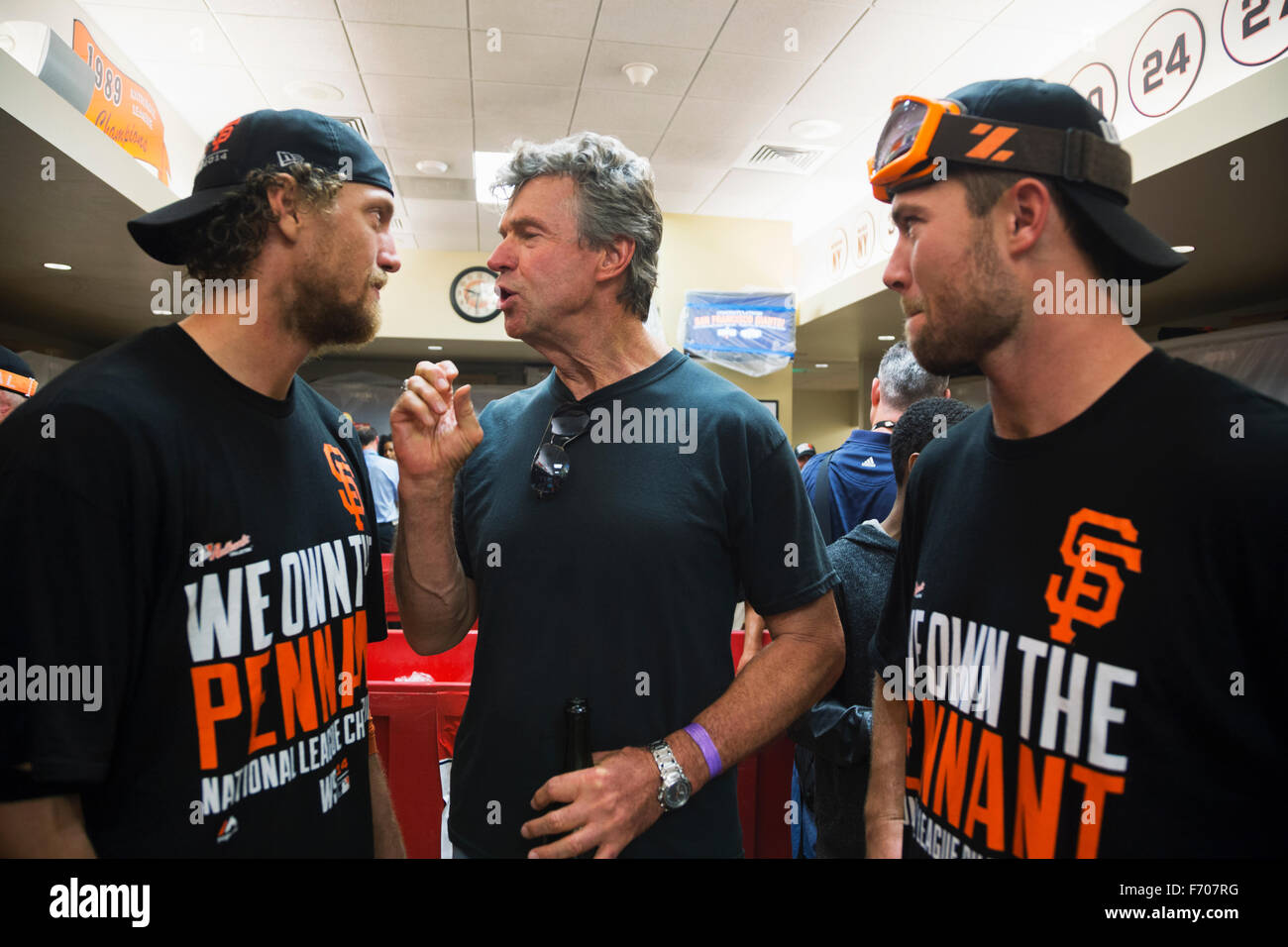 Giants cut popular Hunter Pence: outfielder, leader, World Series champion