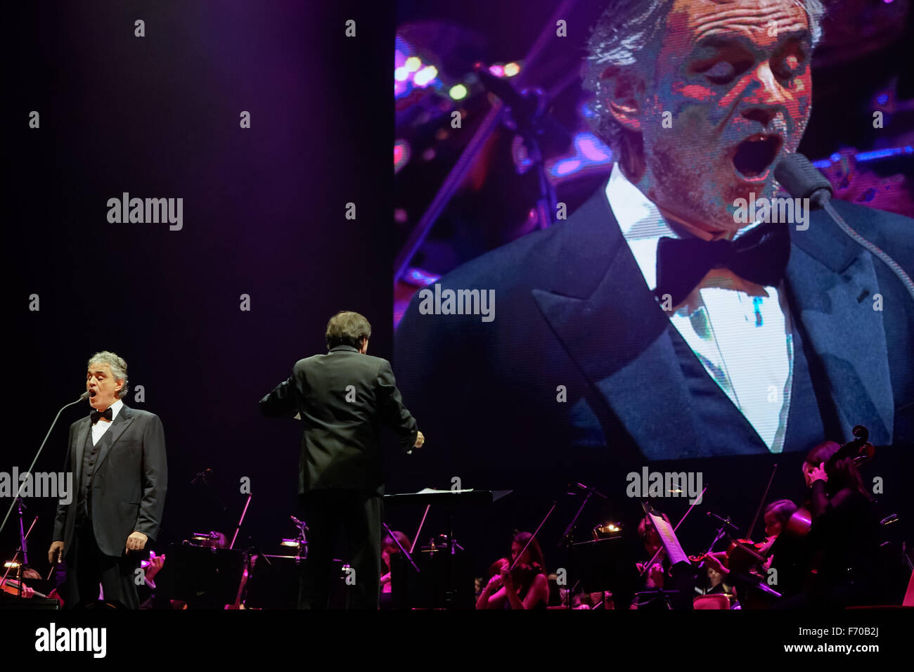 Budapest. 22nd Nov, 2015. Italian tenor Andrea Bocelli sings at a concert in Papp Laszlo Sports Arena in Budapest, Hungary on Nov. 22, 2015. © Attila Volgyi/Xinhua/Alamy Live News Stock Photo