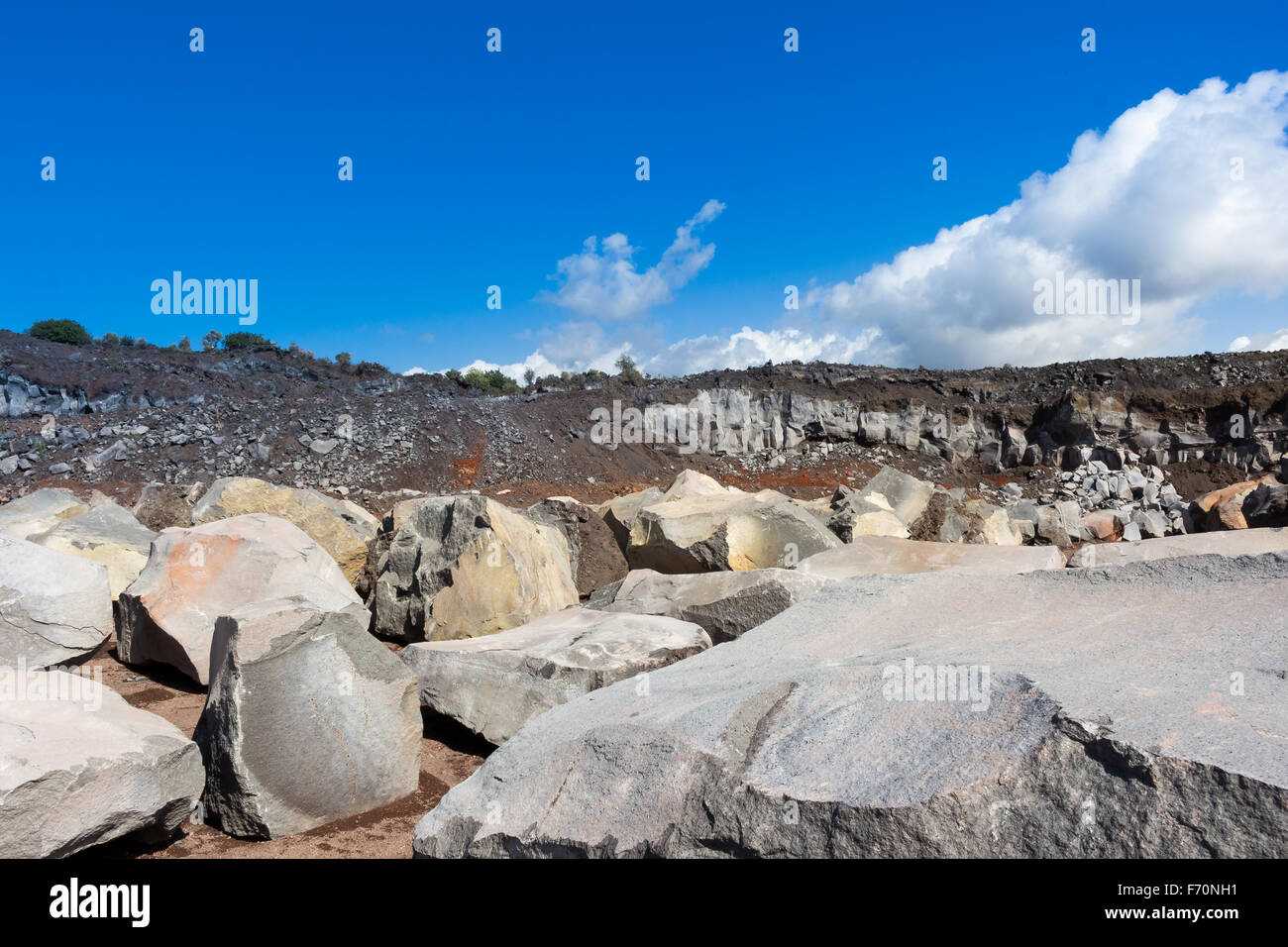 Volcanic Rocks Quarry The volcanic rocks in a sicilian quarry Stock Photo - Alamy
