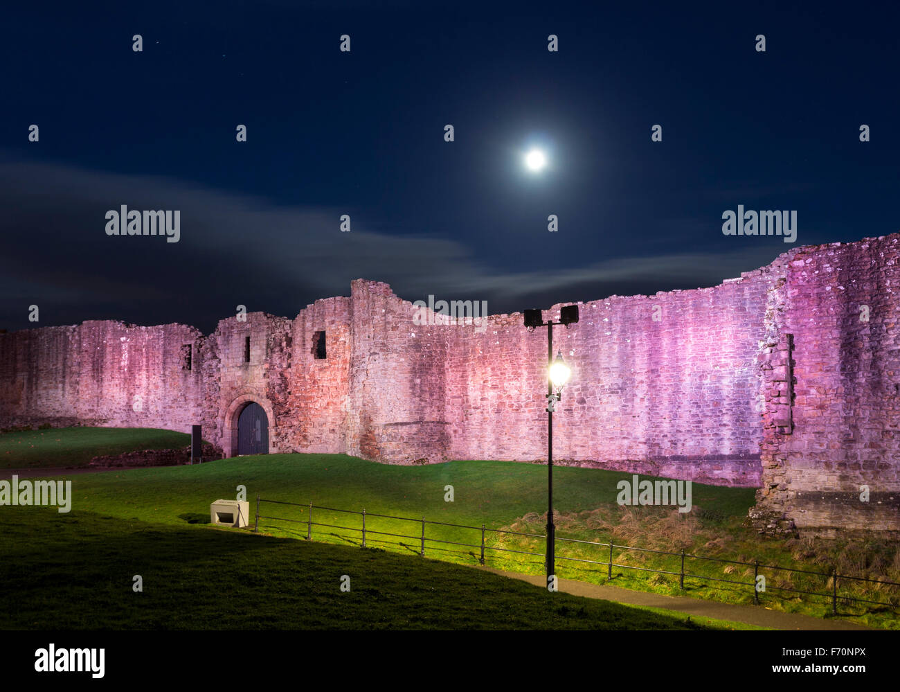 Barnard Castle, Teesdale, County Durham UK. 23rd November 2015. UK