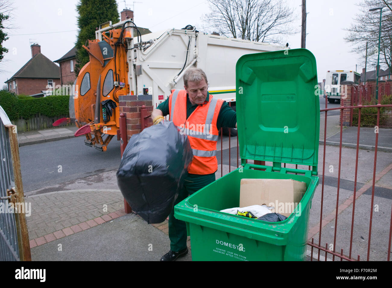 Bin Lorry Refuse Collection Garbage Stock Photos & Bin Lorry Refuse