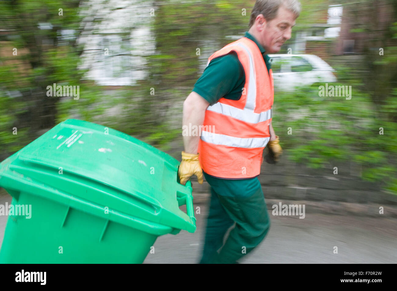 Dust bin lorry hires stock photography and images Alamy