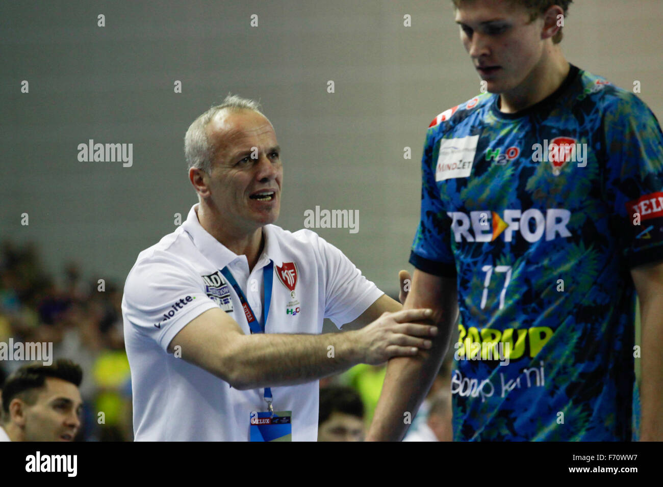 Kielce, Poland. 22nd Nov, 2015. Chempions League, Vive Tauron Kielce, Poland vs KIF Kolding Kobenhavn, Denmark. B Group. Poland wins 33:31, plays in at home. Credit:  Dominika Zarzycka/Alamy Live News Stock Photo