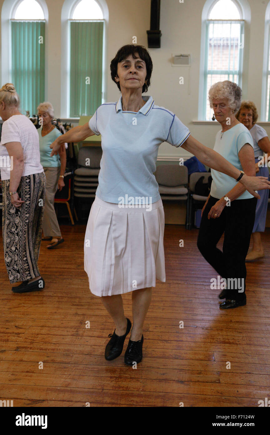 Women in Line Dancing Class Stock Photo Alamy
